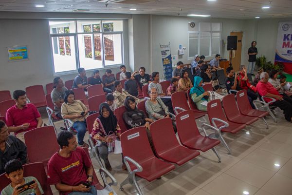 para hadirin khitan massal