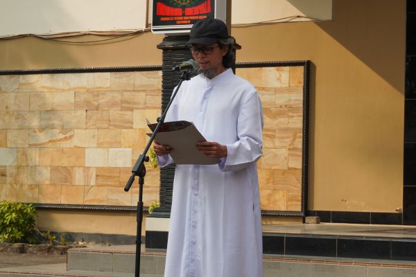 Amanat Pembina Upacara (Romo Nanung)