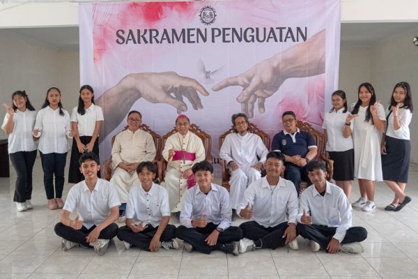 Krismawan dan Krismawati Paroki Kelor