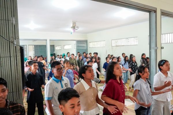 Remaja berakar pada firman Tuhan