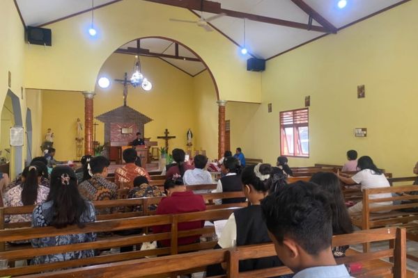 Lomba Membaca Kitab Suci Bahasa Jawa Remaja Paroki Kelor