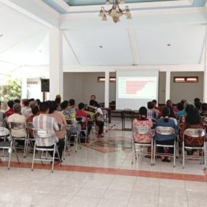 Pertemuan Prodiakon Membedah Ajaran Sosial Gereja dan Aktualitanya