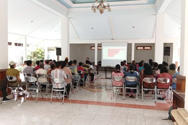 Pertemuan Prodiakon Membedah Ajaran Sosial Gereja dan Aktualitanya